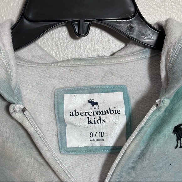 Abercrombie Kids Girls Full Zip Up Blue Tie Dye Jacket size 9/10. - Picture 4 of 8